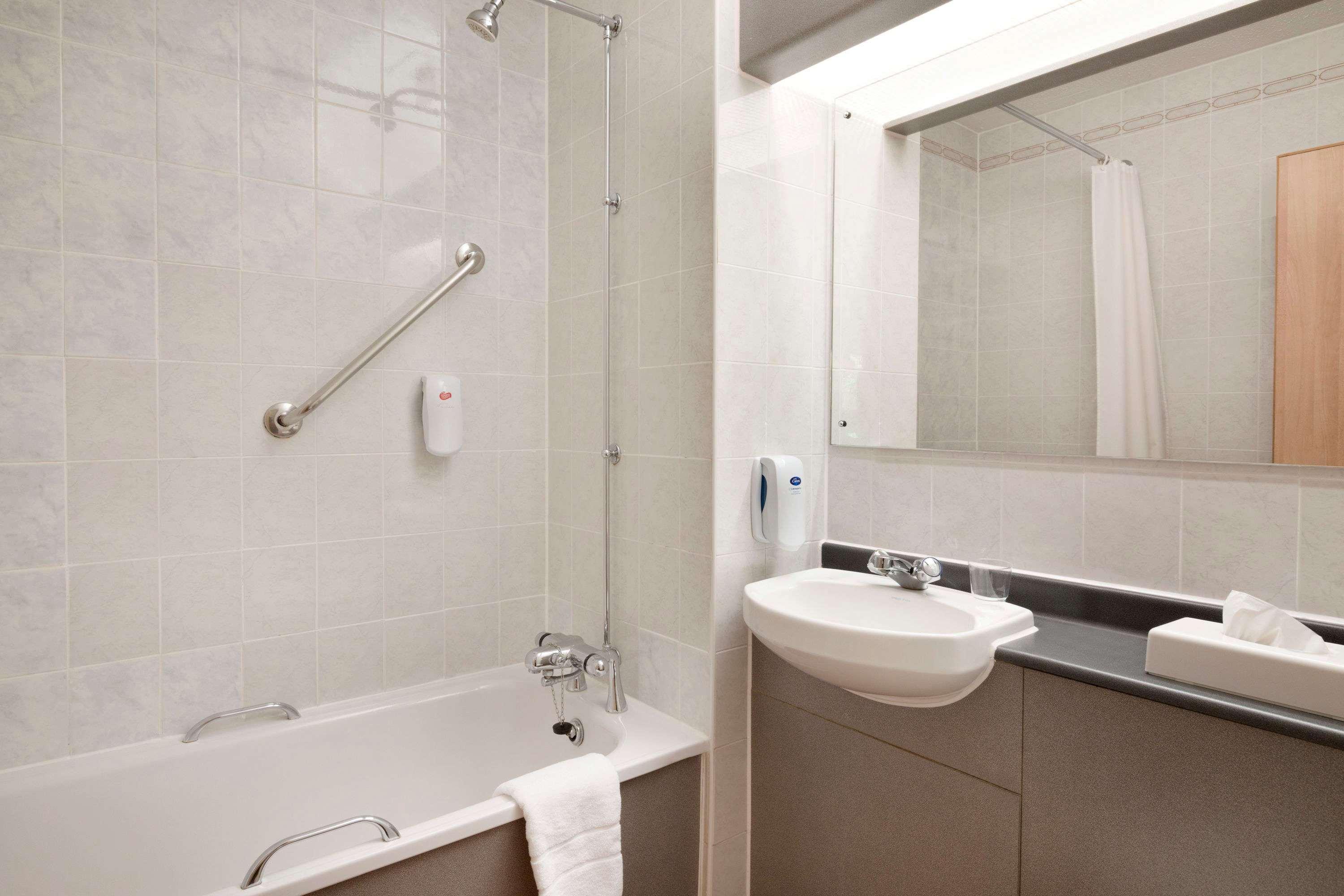 Days Inn Southampton Rownhams Chilworth  Экстерьер фото