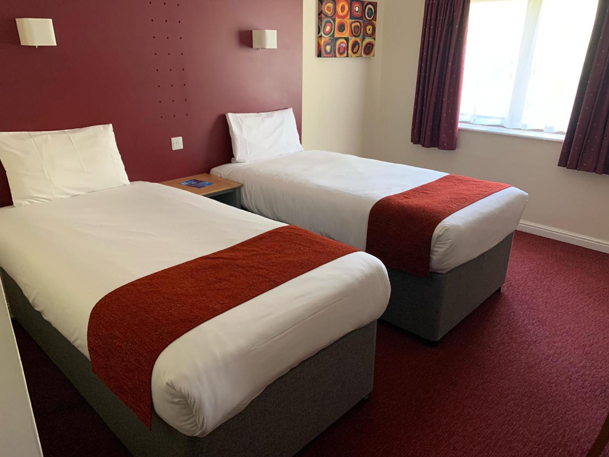 Days Inn Southampton Rownhams Chilworth  Экстерьер фото
