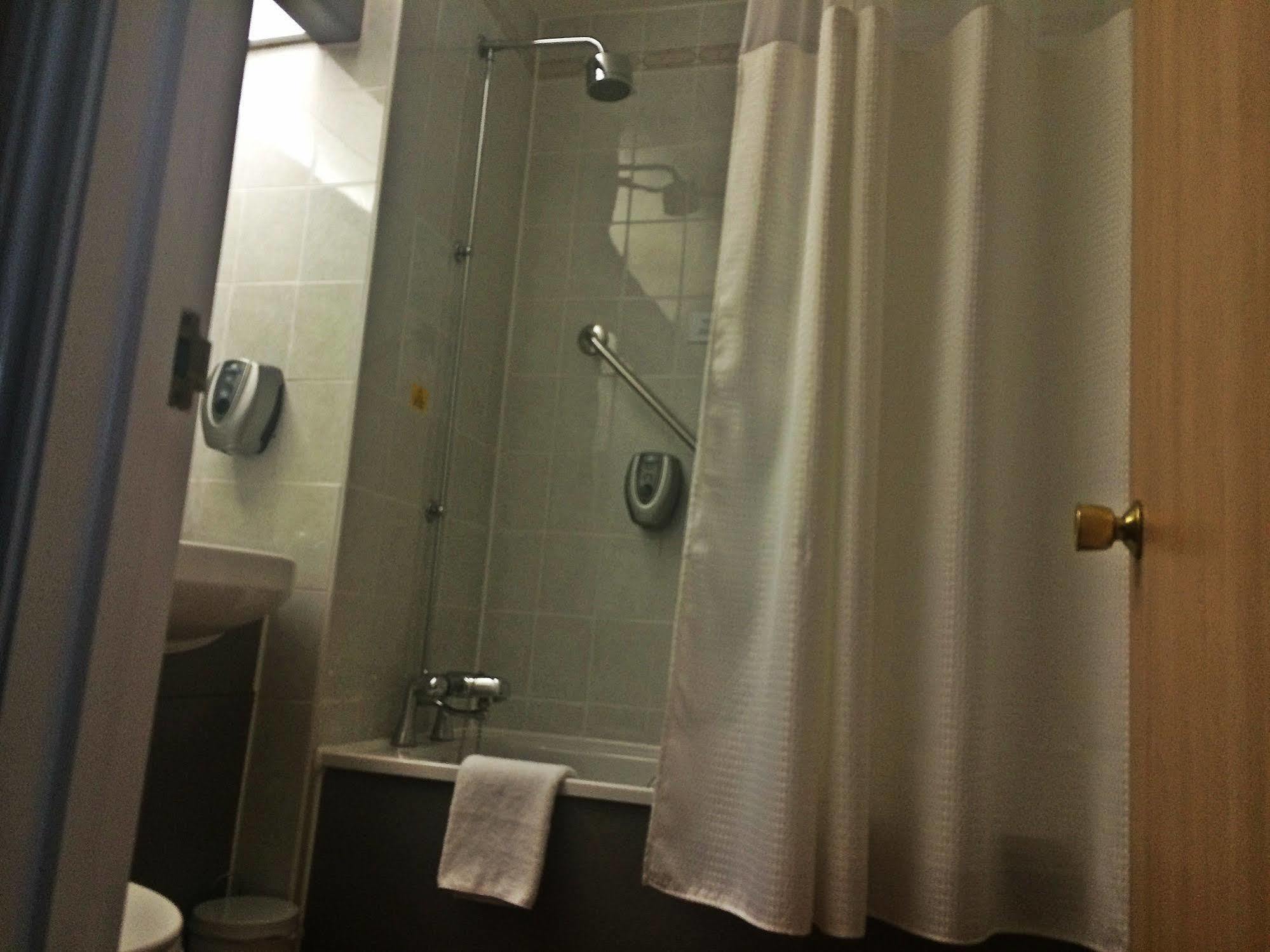 Days Inn Southampton Rownhams Chilworth  Экстерьер фото
