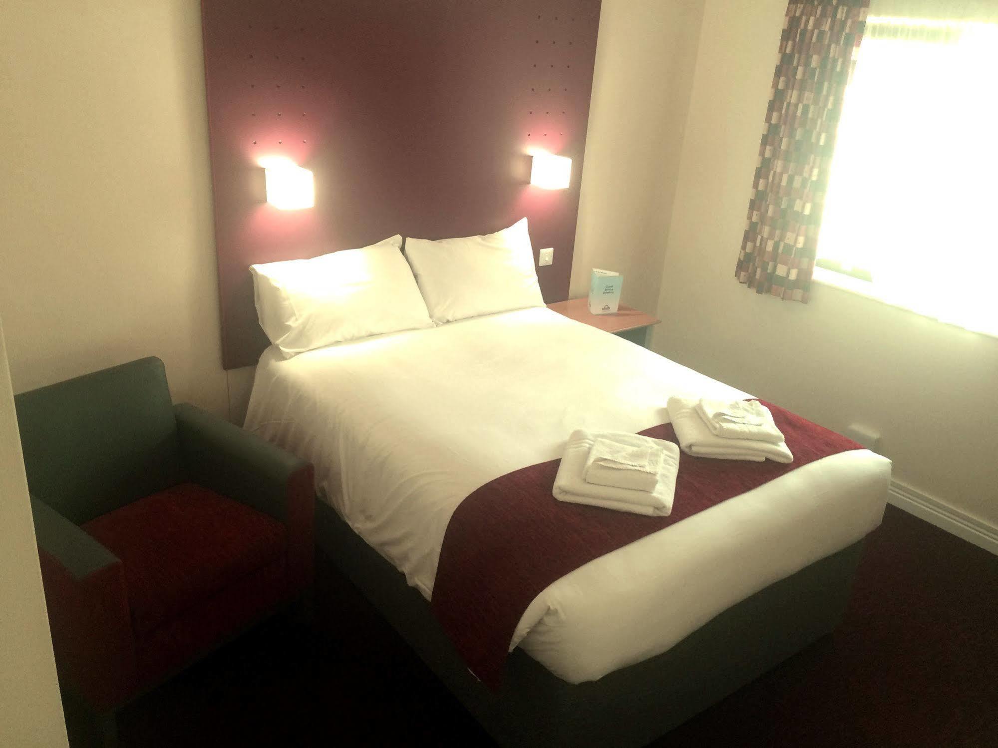Days Inn Southampton Rownhams Chilworth  Экстерьер фото