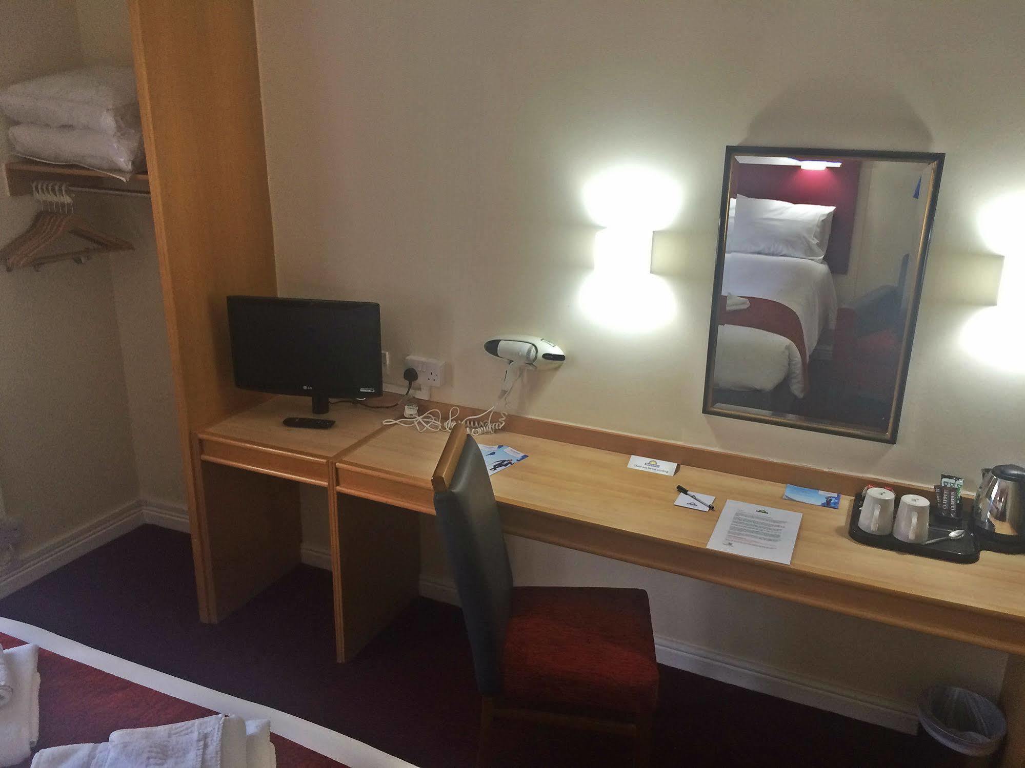 Days Inn Southampton Rownhams Chilworth  Экстерьер фото
