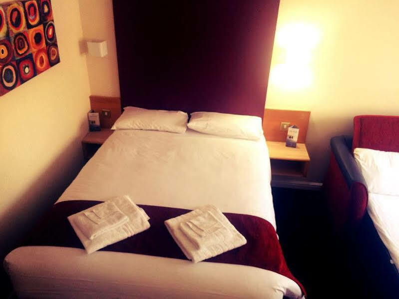 Days Inn Southampton Rownhams Chilworth  Экстерьер фото
